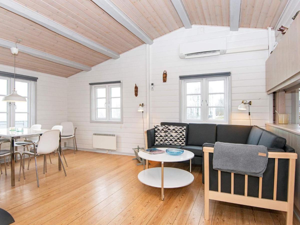 6 Person Holiday Home In Aabenraa Eksteriør bilde